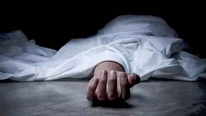 గన్ తో కాల్చుకొని సెక్యూరిటీ ఉద్యోగి మృతి