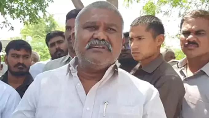 తాడిపత్రిలో టెన్షన్ .. టెన్షన్