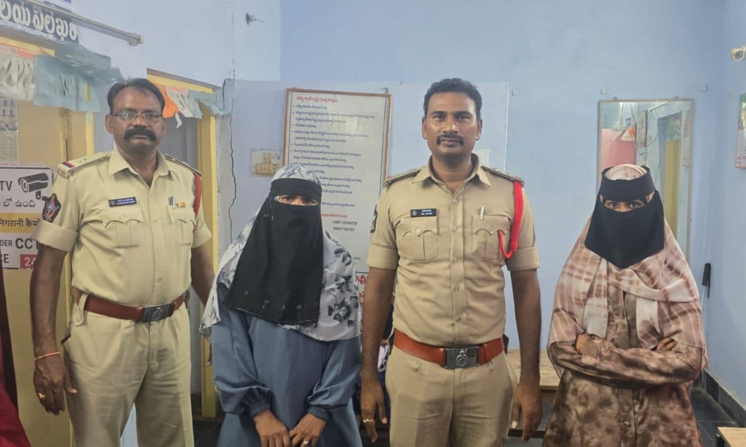 అలిగి వెళ్లిన బాలికను గంటల్లోనే పట్టుకున్న ఎస్సై జిలాని