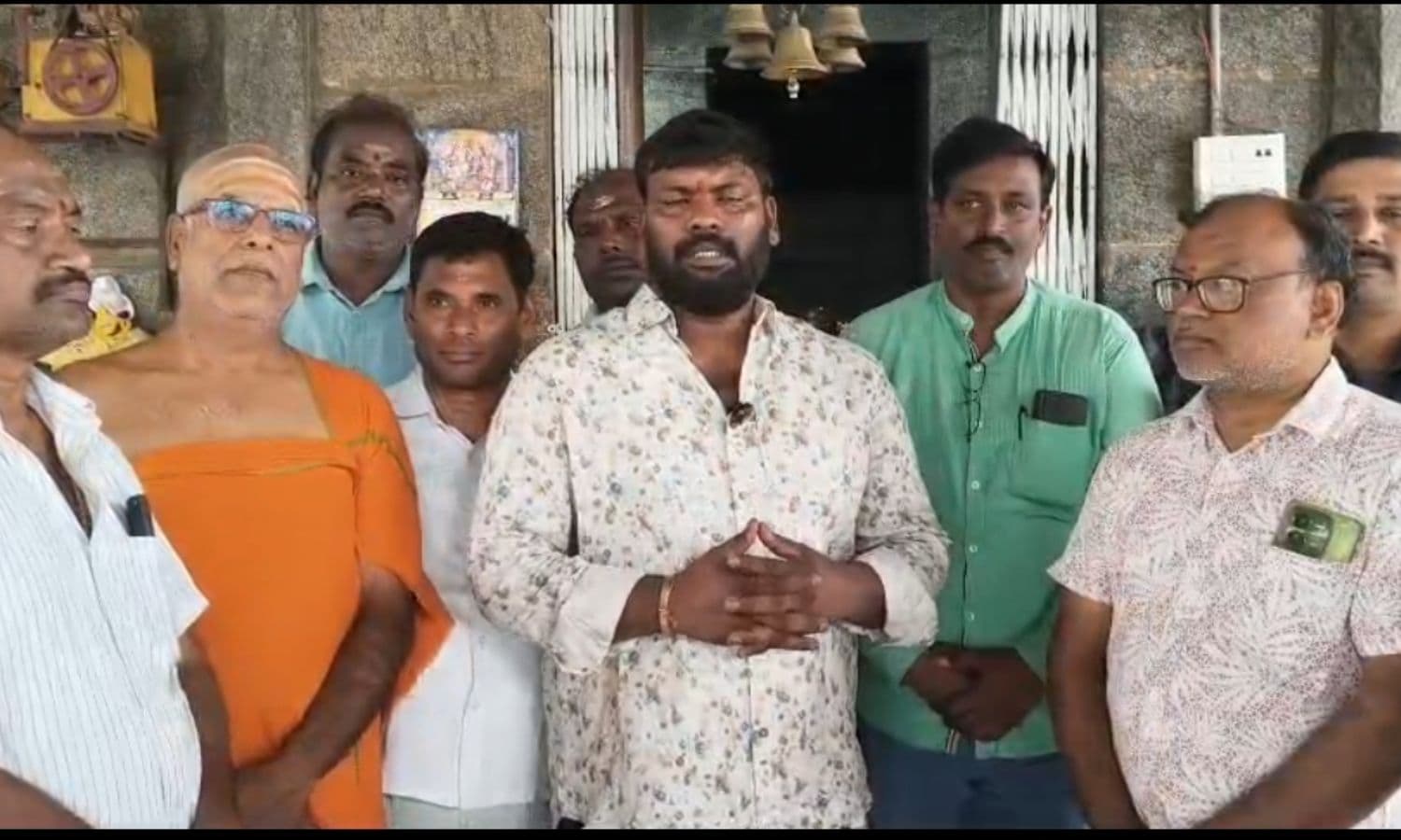 వర్షాల కోసం జమ్మికుంట శివాలయంలో వరుణ పాశుపత మహా అభిషేకం