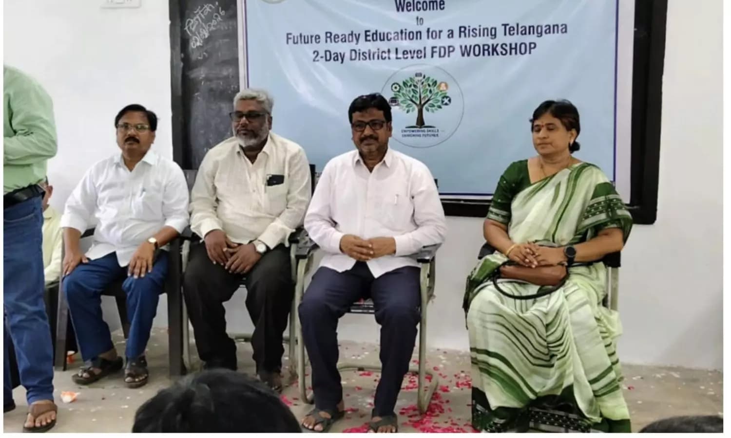 జూనియర్ అధ్యాపకులకు సబ్జెక్టు మార్పులపై ఓరియంటేషన్