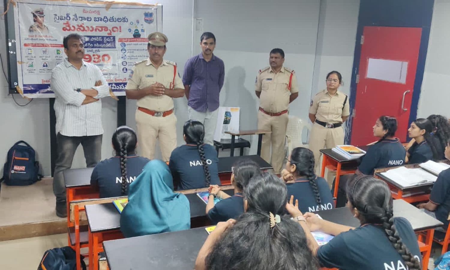 నాచారం ఉర్బేన్ నానో కాలేజీలో సైబర్ నేరాలపై అవగాహన