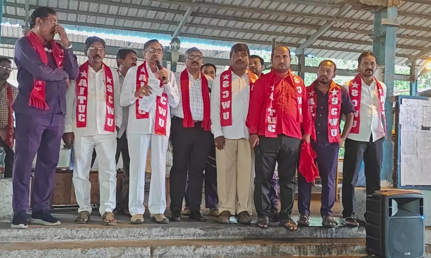 కార్మికుల హక్కుల సాధనకు అన్ని సంఘాలతో కలిసి పోరాటం
