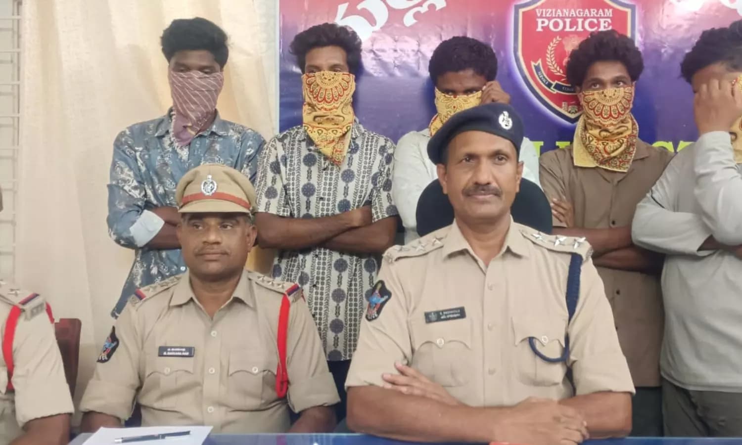 ట్రాన్స్ ఫార్మర్ల దొంగల ముఠా గుట్టురట్టు.. నిందితుల అరెస్ట్
