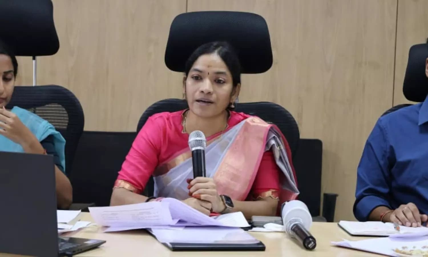 బడి కోసం డొనేట్’ పోర్టల్ ను సద్వినియోగం చేసుకోవాలి కలెక్టర్ నిశాంతి