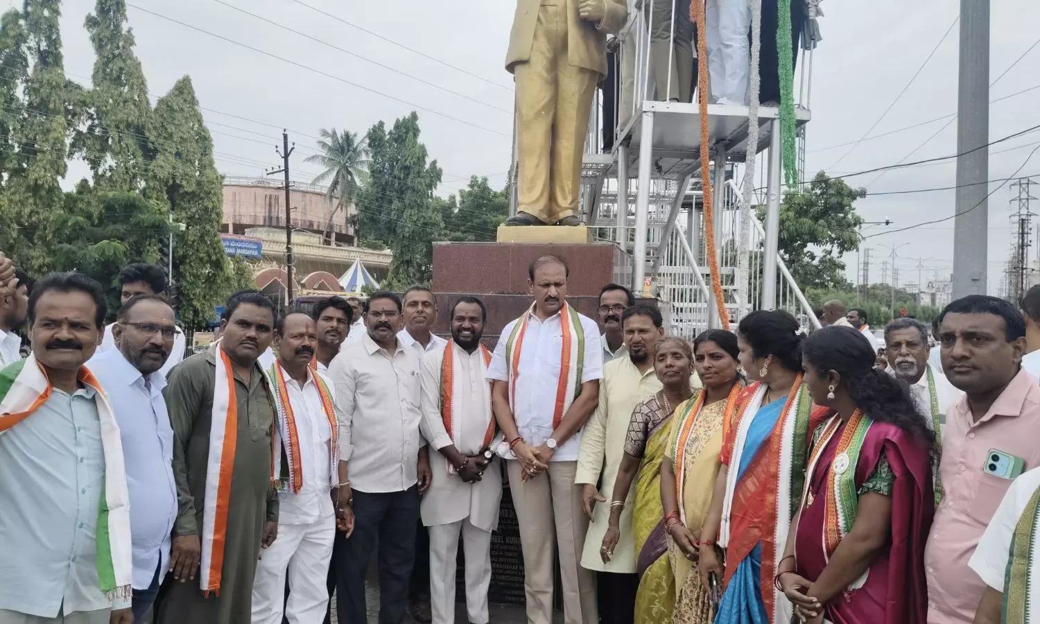 Karimnagar: కరీంనగర్‌లో 1000 రోజుల 'ప్రజా పాలన' సంబరాలు, భారీ బైక్ర్యాలీ!