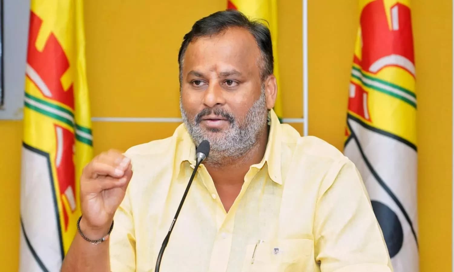 Rayachoti: ఉపాధ్యాయులకు మంత్రి మండిపల్లి శుభాకాంక్షలు!