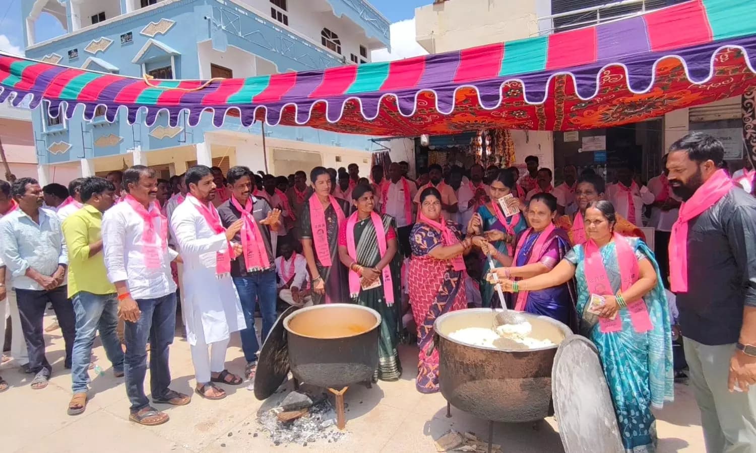 Maheshwaram: మహేశ్వరంలో బీఆర్‌ఎస్ వంటావార్పు నిరసన!