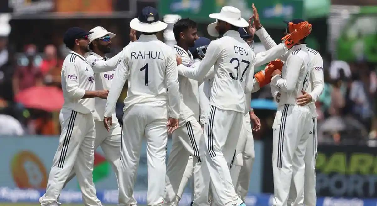 గాలె టెస్టులో టీమిండియా పట్టు.. లంకపై స్పిన్నర్ల పంజా.. భారత్ కు భారీ లీడ్