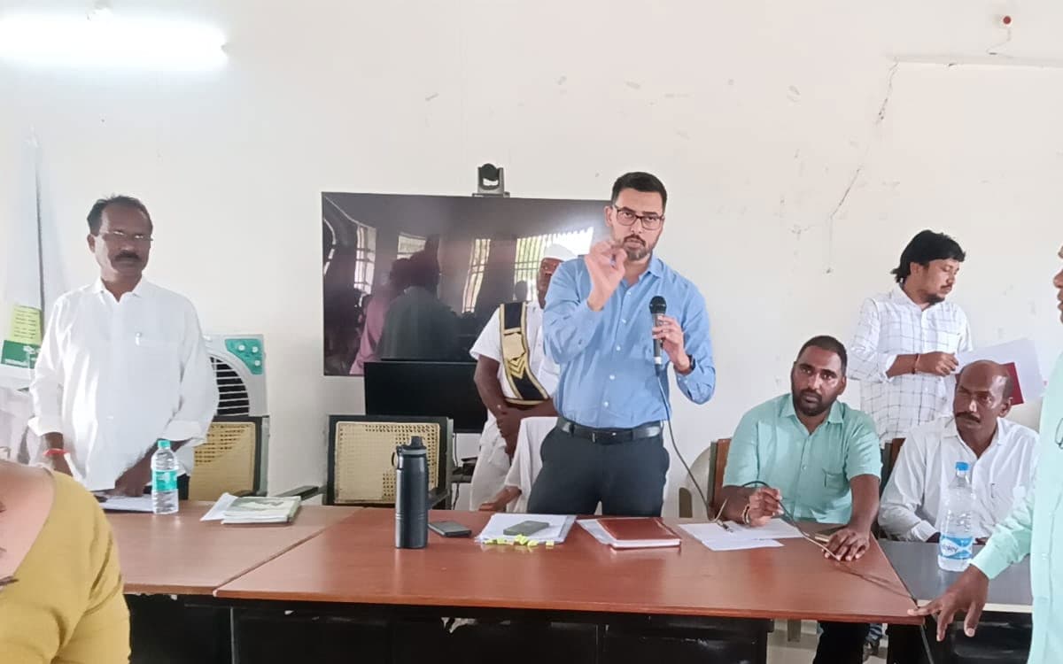 భూములు కోల్పోయే రైతులకు న్యాయం చేస్తాం