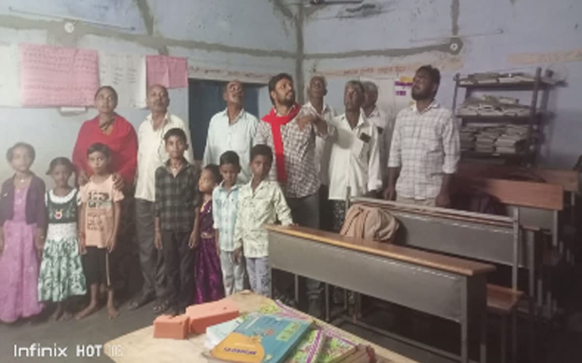 శిథిలావస్థలో మామునూరుప్రాథమిక పాఠశాల
