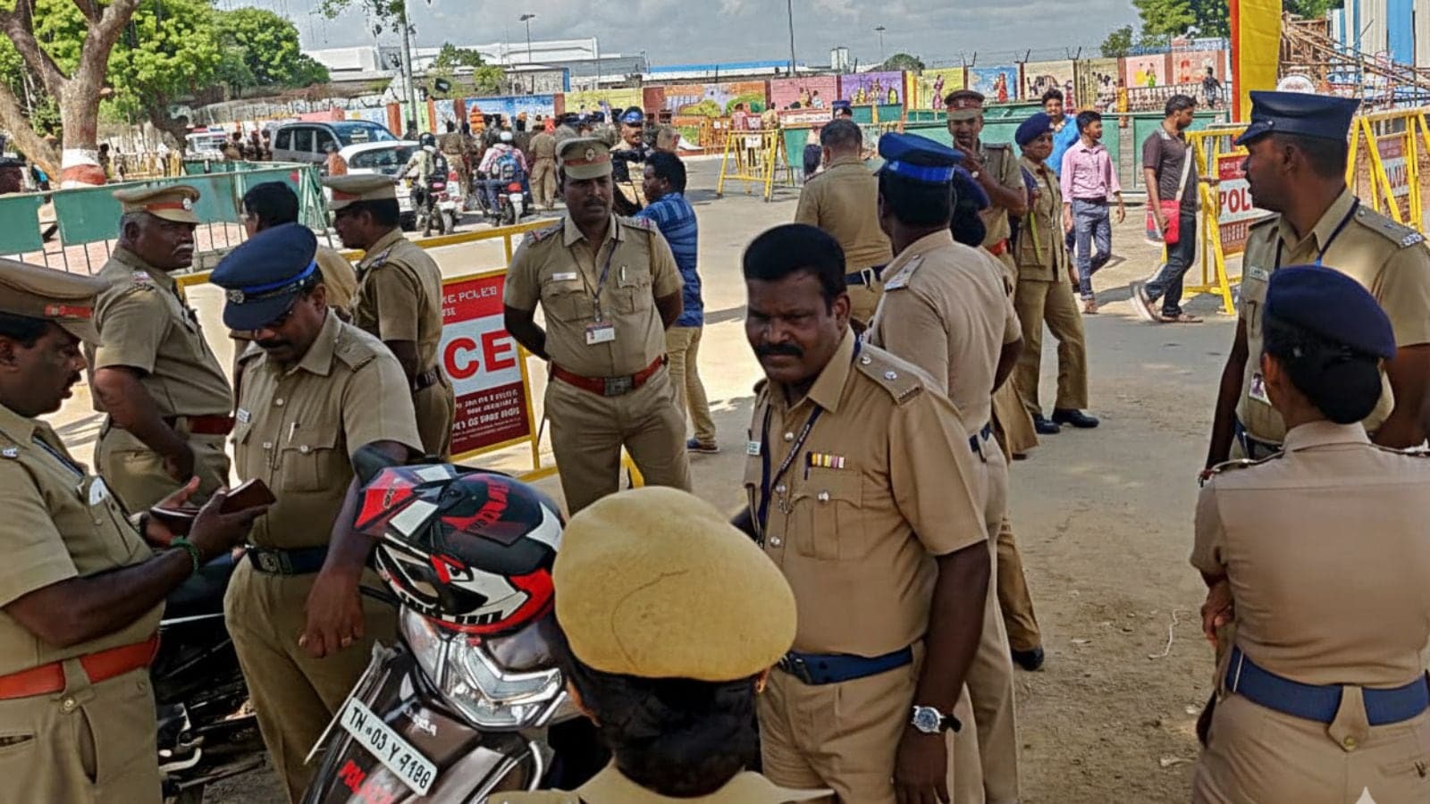 Cbi Summons Dgca Regional Director Ips Officer Delhi Police Bribe Puducherry Medicine Racket