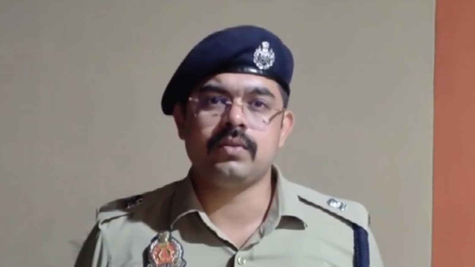 Meerut Bank Manager Marry Woman Son Killed