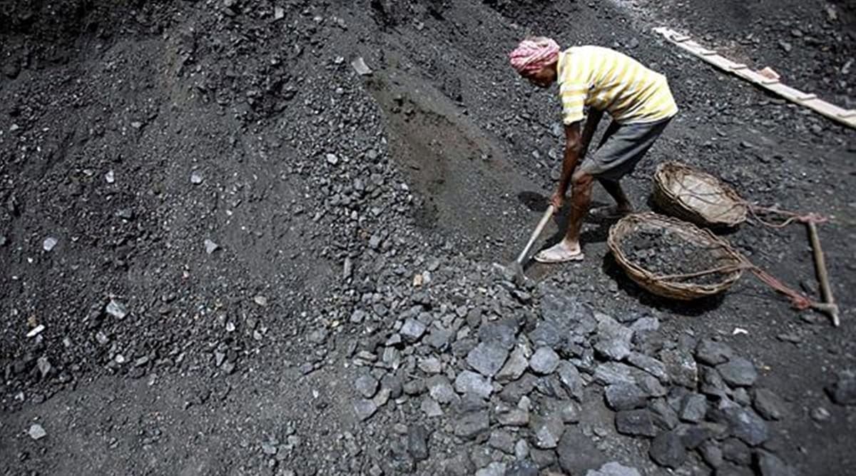 Jharkhand Ramgarh Illegal Coal Mine Toxic Gas Deaths Political Row