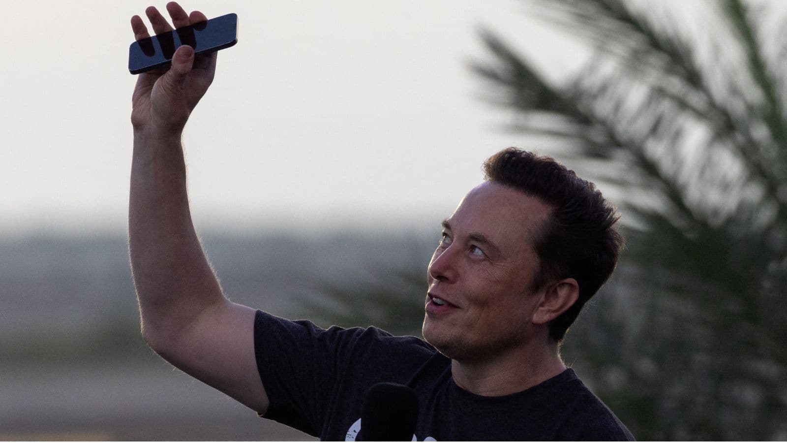 Spacex Nasdaq Debut World Largest Ipo Elon Musk Richest Man