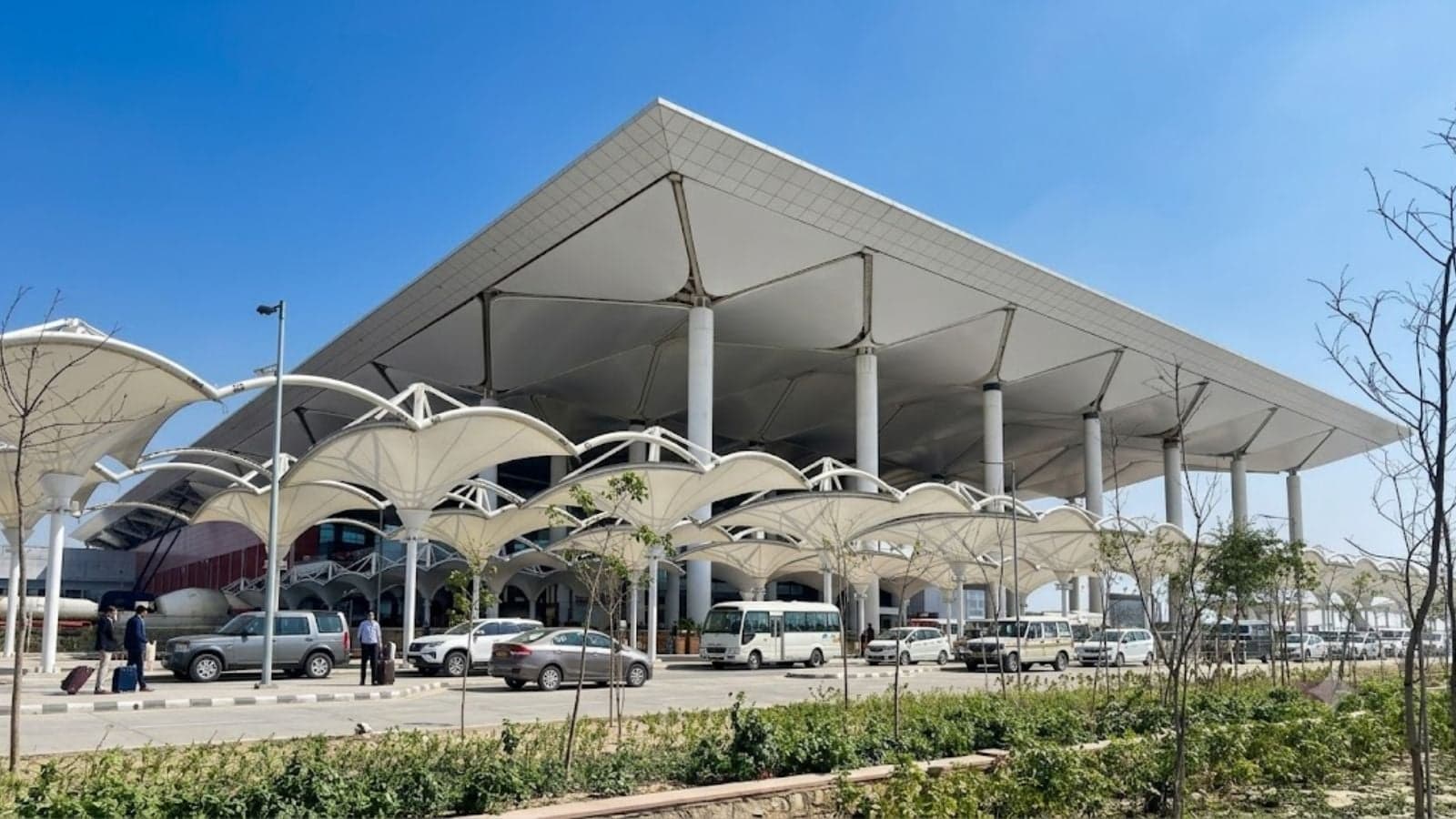 Noida International Airport Jewar Flights Begin June 15 Parking Transport Options Explained