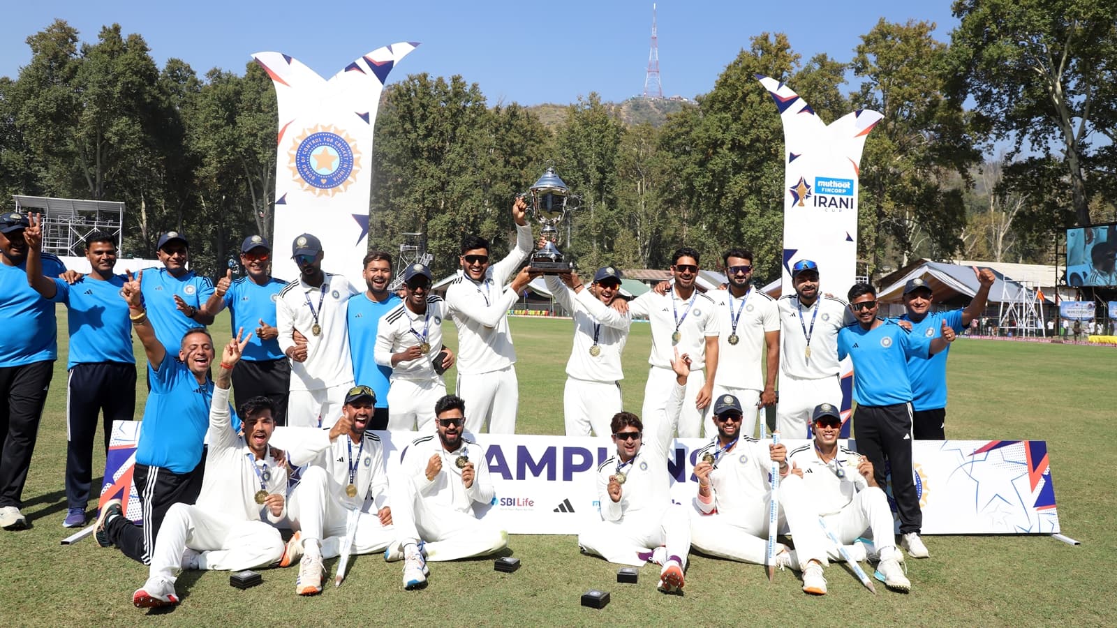 Mukesh Kumar and Akash Deep bowl Rest of India to Irani Cup title