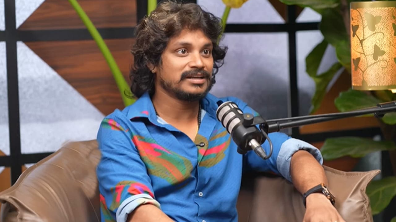 నాన్న ఆటో డ్రైవర్.. సొంత ఇల్లు కూడా లేదు.. పండు మాస్టార్ నెల సంపాదన ఎంతంటే