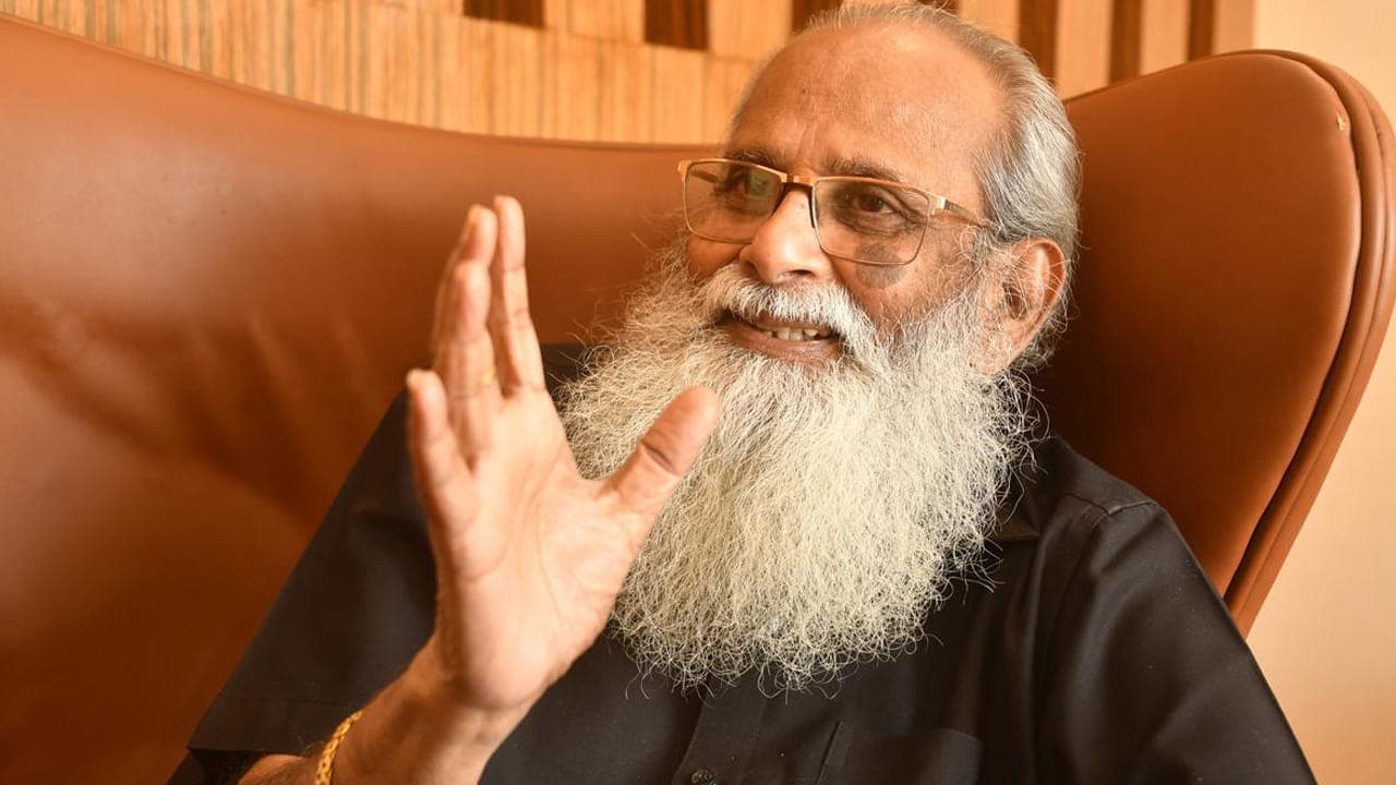 ఆ పాట వినగానే కన్నీళ్లు ఆగలేదు.. రైటర్ విజయేంద్ర ప్రసాద్