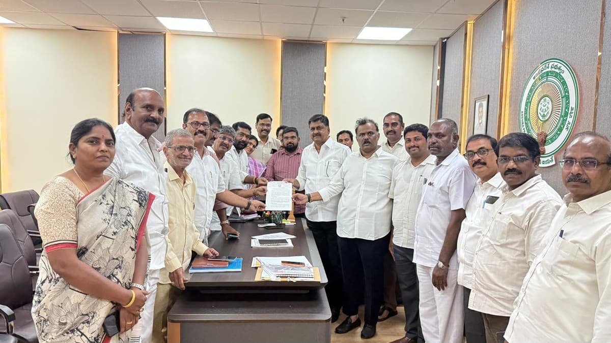ఏపీ ఉద్యోగులకు సర్కార్ గుడ్ న్యూస్- రేపు కీలక భేటీకి పిలుపు