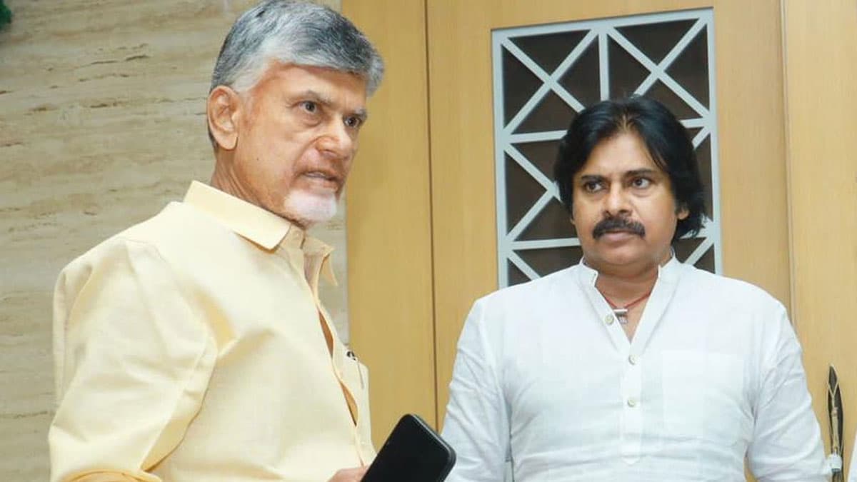ఏపీ ప్రభుత్వం మరో హామీ అమలు- వారి ఖాతాల్లో రూ 10 వేలు, మార్గదర్శకాలు