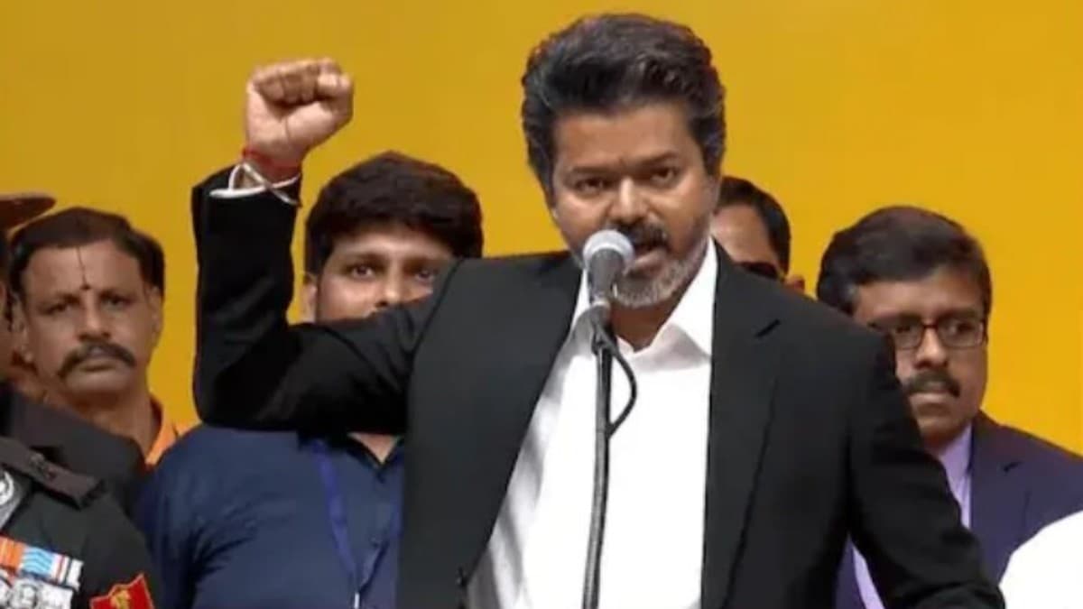 విజయ్ సర్కార్ కూల్చేందుకు కుట్ర ? 15 ఎమ్మెల్యేలకు ఎర-డీఎంకే హస్తం