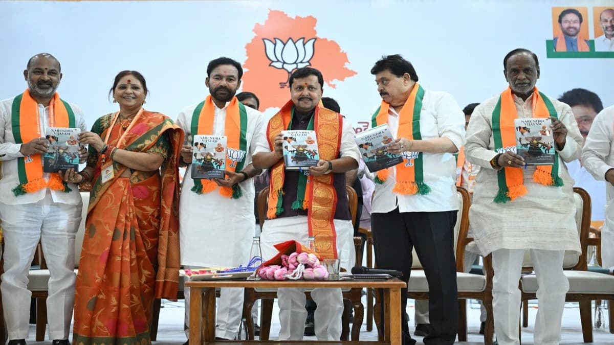 తెలంగాణ బీజేపీ నేతలను హైకమాండ్ పక్కన పెట్టటం వెనుక, అసలు కారణం