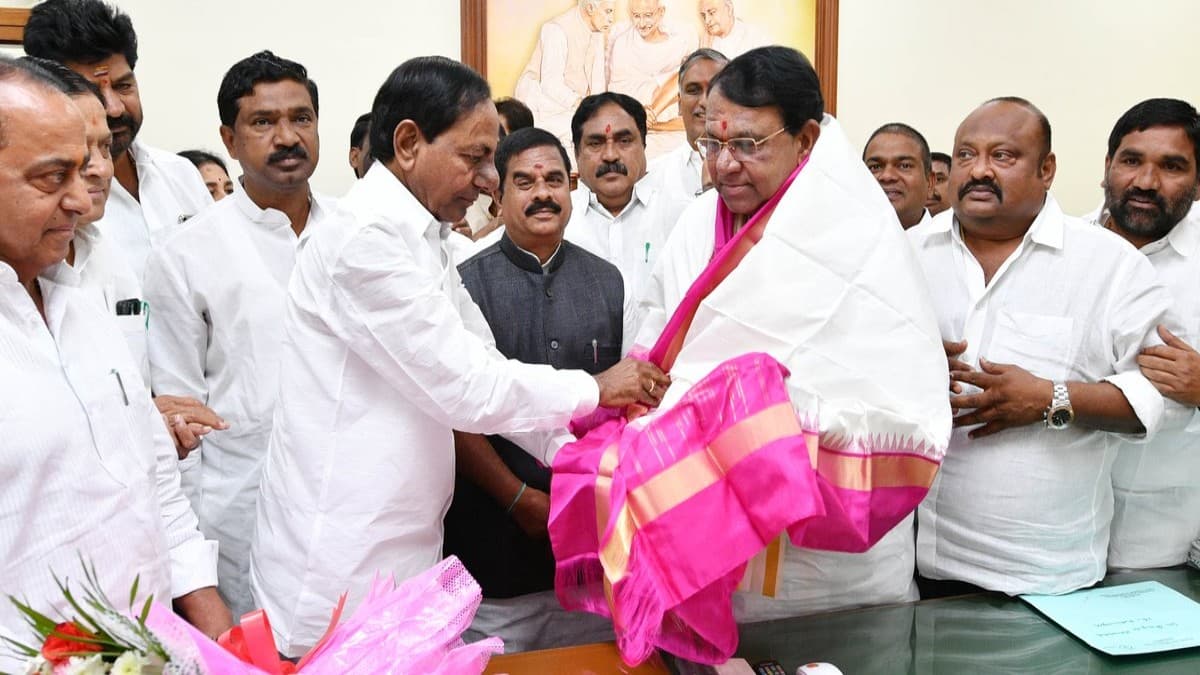 అన్నం పెట్టిన కేసీఆర్ ను మరిచిపోలేను - తిరిగి గులాబీ గూటికి, అదే బాటలో