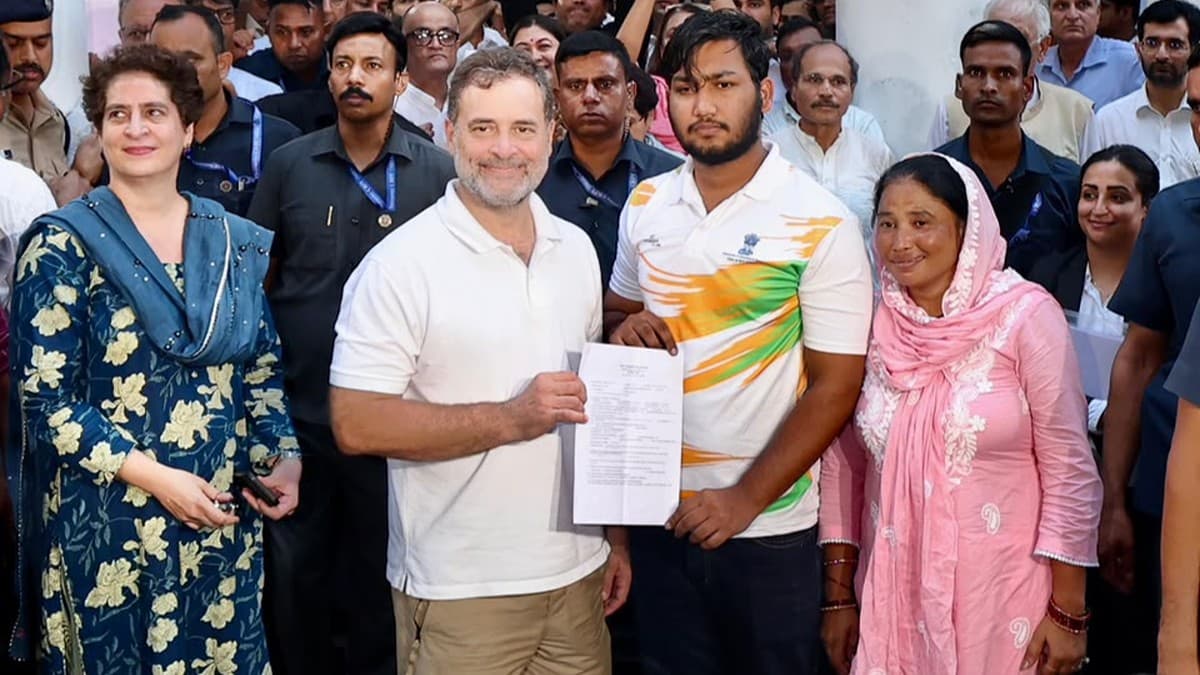 రాహుల్ దెబ్బకు దిగొచ్చిన కేంద్రం..! ఎట్టకేలకు అడిగింది ఇచ్చి