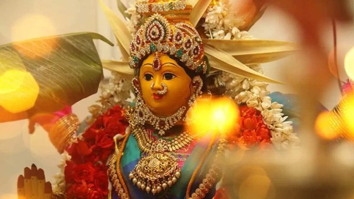 నేడు వృషభ, కుంభ రాశులతో పాటు ఈ రాశులవారికి లక్ష్మీ కటాక్షం
