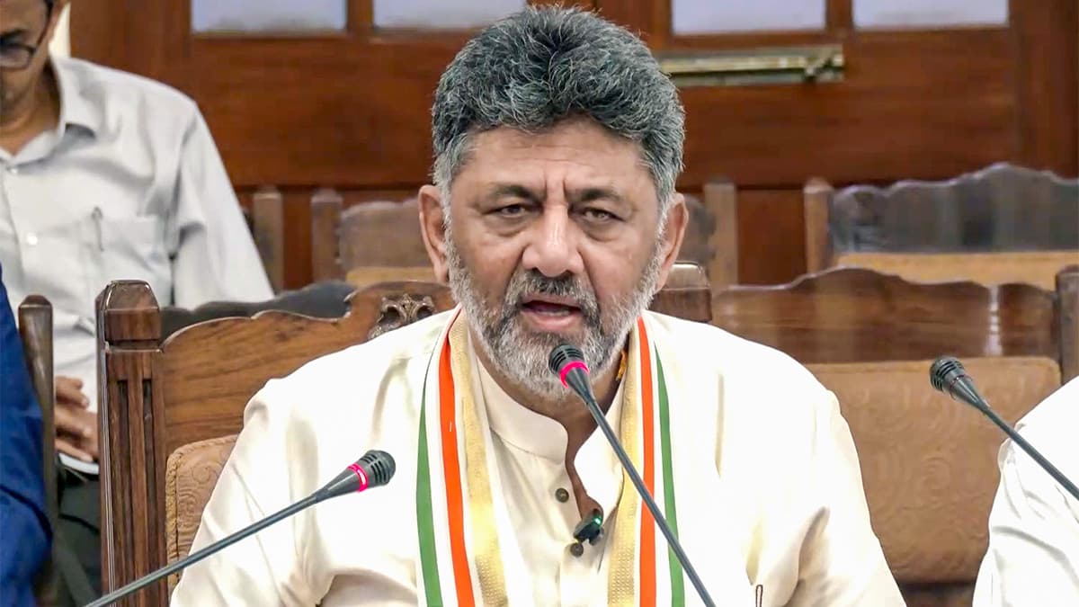 స్వయంగా మాట్లాడి పరిష్కరిస్తా.. మంత్రి రాజీనామాపై డీకే శివకుమార్