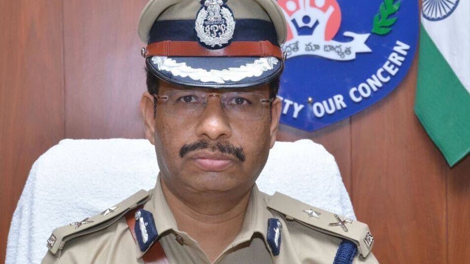 హైదరాబాద్ పోలీసుల భారీ ఆపరేషన్.. రూ.5000 కోట్ల స్కామ్ కు చెక్