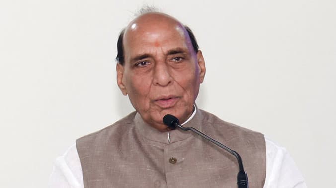 మీరు అలా చేస్తే సింధు నీళ్లు రావు.. పాకిస్థాన్ కు రాజ్ నాథ్ సింగ్ వార్నింగ్