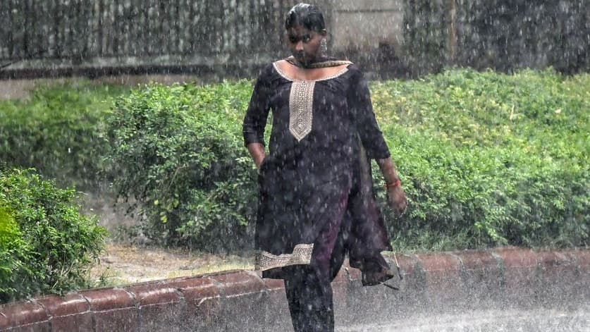 దేశమంతా వర్షాల కొరత.. ఈ ఎడారి ప్రాంతంలో మాత్రం 96 శాతం అధిక వర్షపాతం