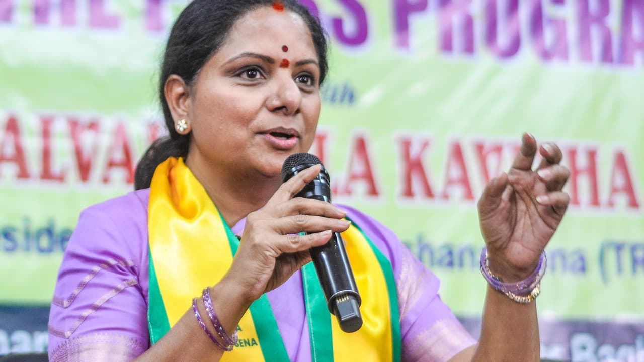 కేసీఆర్ తిరిగి పార్టీలోకి ఆహ్వానిస్తే