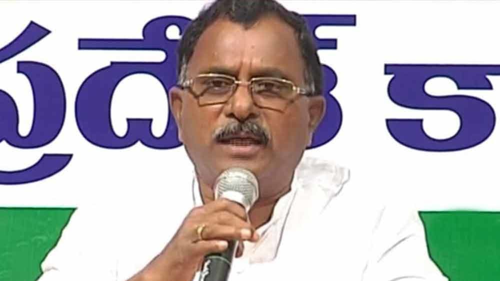 షబ్బీర్ అలీకి నోటీసులు ఇచ్చాం