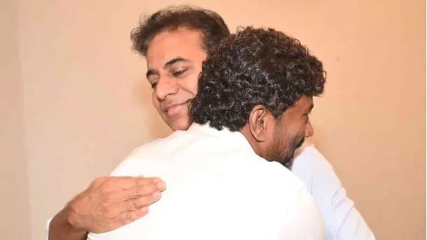 రోజుల జైలు నిర్బంధం తర్వాత.. కేటీఆర్ ను కలిసిన బాల్క సుమన్