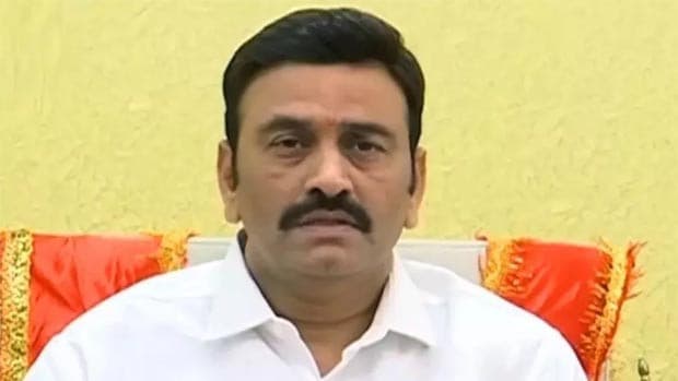 పవన్ బాధ్యతలు చేపట్టగానే ఫిర్యాదు
