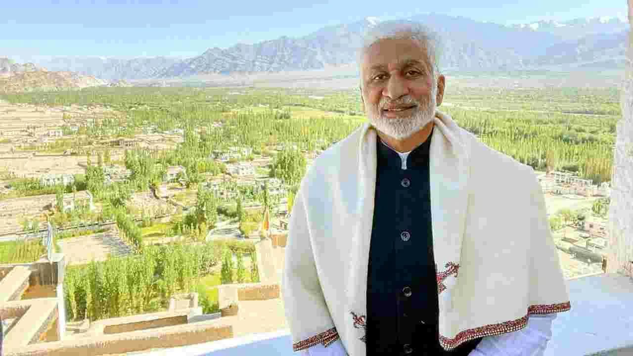 జోసెఫ్ రావణ్, ప్రకాశ్ రాజ్ ల వ్యవహారంపై విజయసాయి రెడ్డి రియాక్షన్