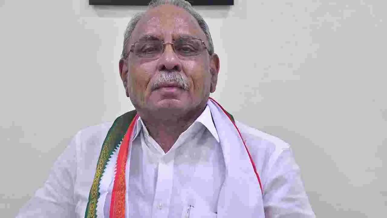 వైసీపీకి, వైఎస్ కు సంబంధం లేదు