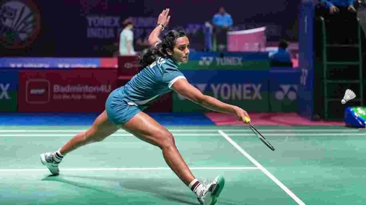సెమీస్ కు దూసుకెళ్లిన పీవీ సింధు