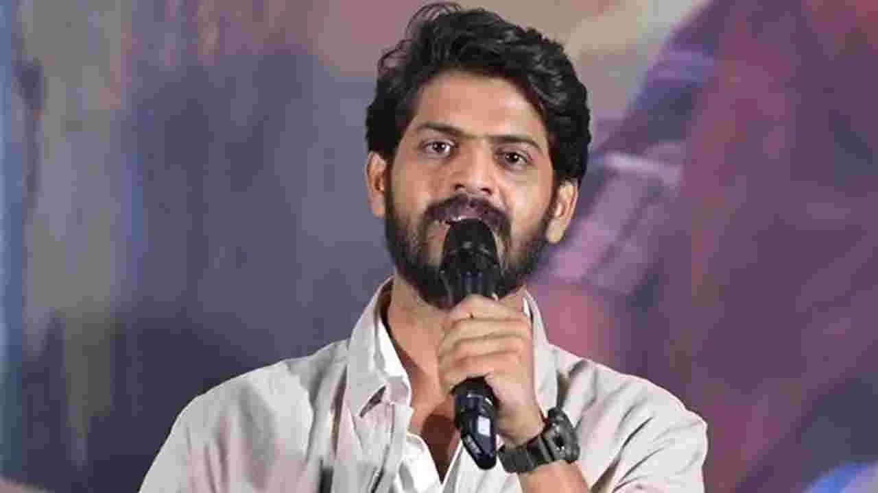 ముదిరిన డెలివరీ బాయ్ వివాదం.. అఖిల్ రాజ్ కారు ధ్వంసం