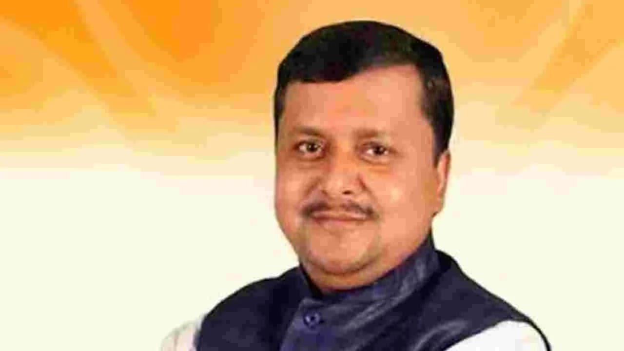 రాష్ట్ర బీజేపీకి అధిష్ఠానం చికిత్స