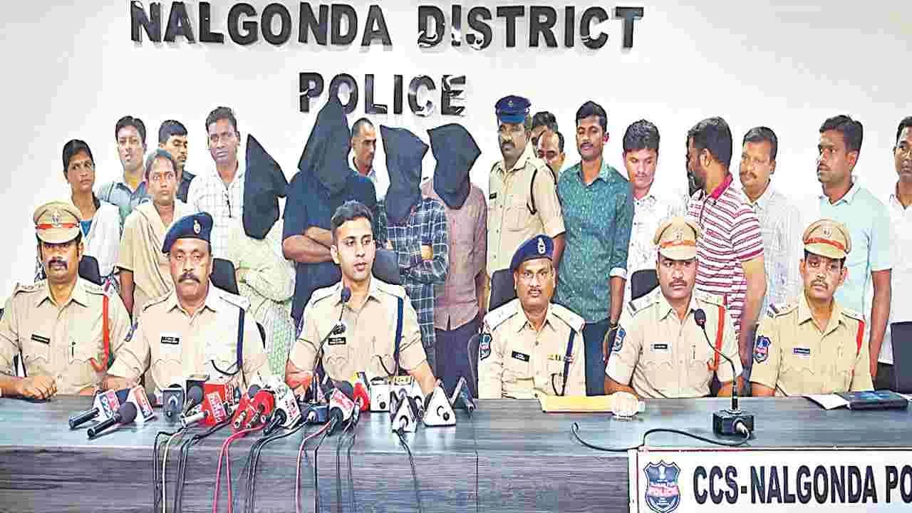 ఆ నలుగురిని చంపింది ఒక్కడే