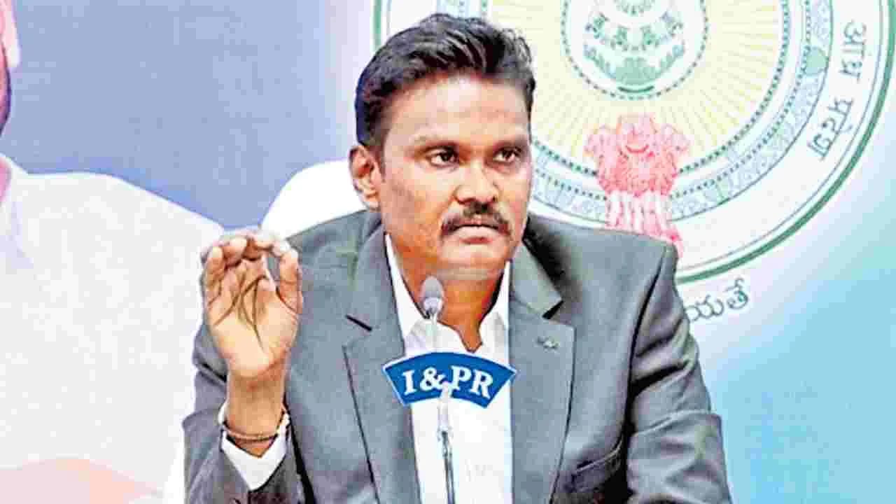 నా భర్త రిటైర్మెంట్ బెనిఫిట్స్ ఆపండి