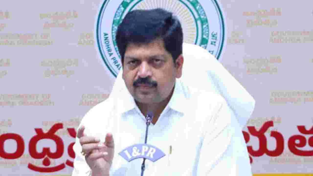తీరు మార్చుకోకపోతే అవమానాలు తప్పదు.. వైసీపీ నేతలకు మంత్రి కొల్లు రవీంద్ర వార్నింగ్