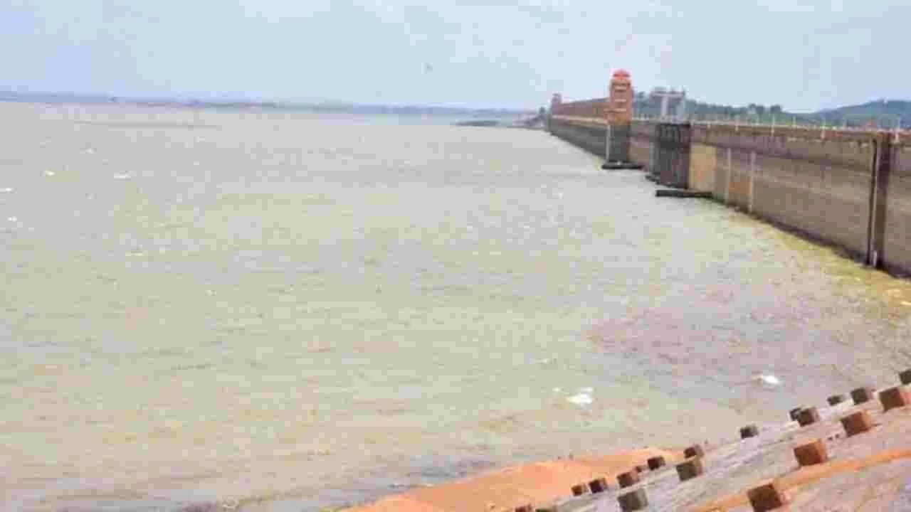 తుంగభద్రకు 2,159 క్యూసెక్కుల ఇన్ ఫ్లో