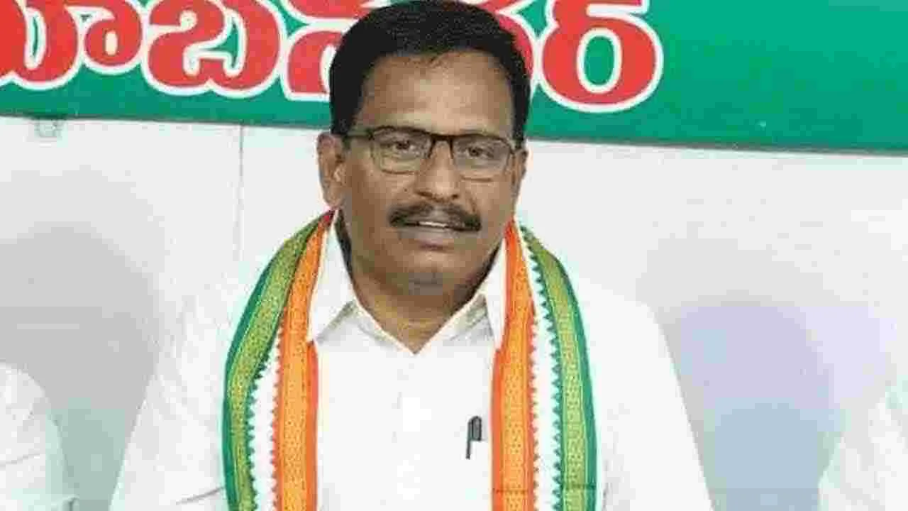 జగన్ హయాంలో అదనపు నీటిని ఏపీ తరలిస్తుంటే బీఆర్ఎస్ నేతలు ఎందుకు ప్రశ్నించలేదు