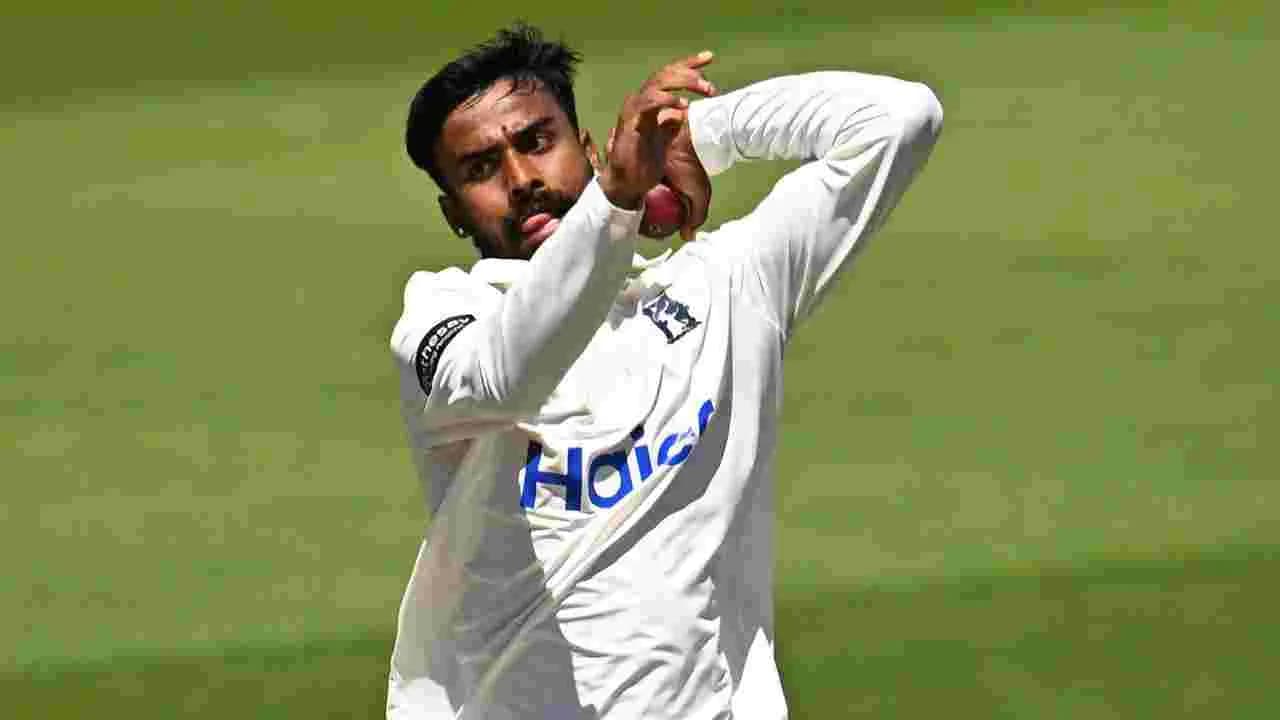 కౌంటీల్లోనూ మానవ్‌ సత్తా