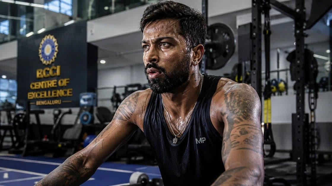 ముంబైకి గుడ్ బై చెప్పి బెంగళూరుకు హార్ధిక్ షిఫ్ట్